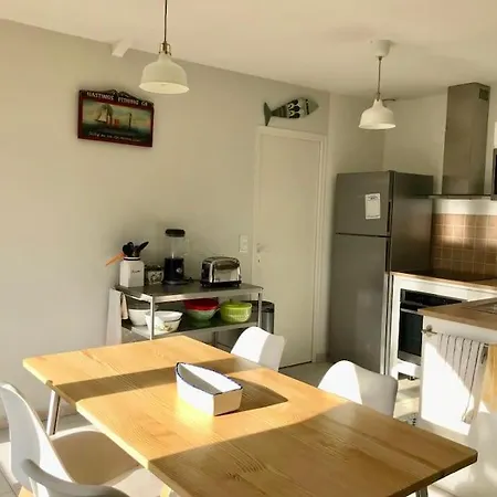 Holiday home Maison 6 Personnes A 100m De La Bonne Source Pornichet