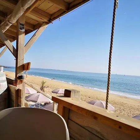 Casa de Férias Maison 6 Personnes A 100m De La Bonne Source Pornichet