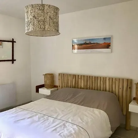 Casa de Férias Maison 6 Personnes A 100m De La Bonne Source